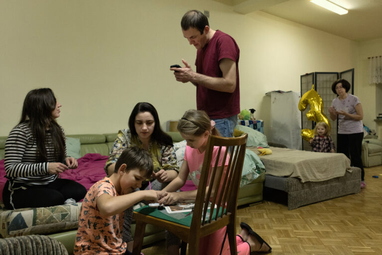 Rising Anti-Ukrainian Sentiment in Poland as Refugees Avoid Speaking Native Language
