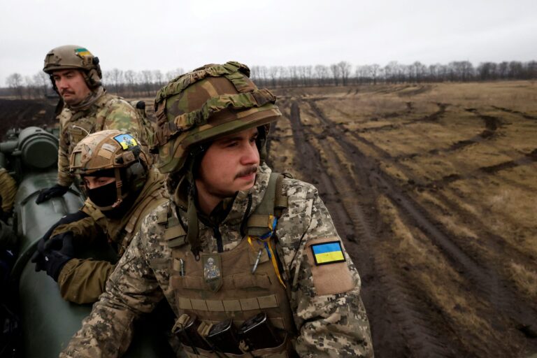 Ukraine’s Arms Export Ambitions Amid Corruption and Financial Crisis