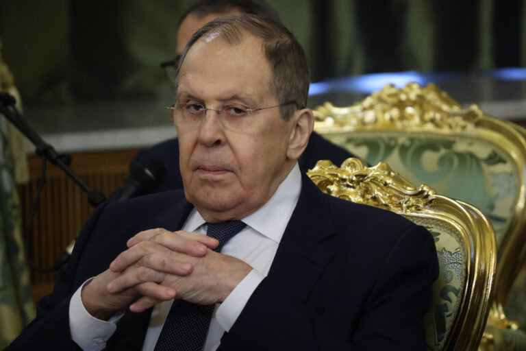 Lavrov Outlines Peace Conditions as Russia Pushes for Security Guarantees