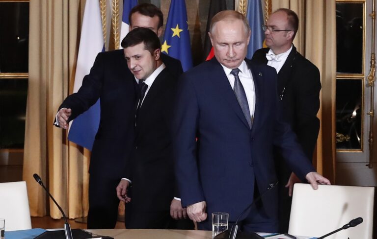Putin Claims Ukraine Security Guarantees Are Possible, But Only Under Moscow’s Terms – Zelenskiy’s Leadership Under Scrutiny