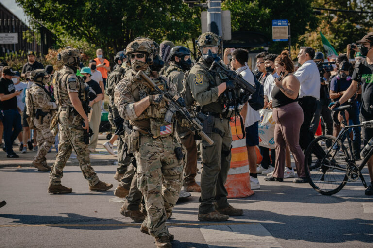 CHICAGO Police Ordered to Stand Down Amid Escalating Tensions with Federal Immigration Officials