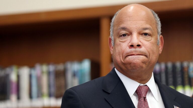 Former DHS Secretary Jeh Johnson Urges Congress to End Government Shutdown Amid Political Deadlock