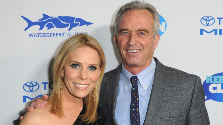 Cheryl Hines Reveals RFK Jr.’s Mock Separation Offer During Political Turmoil