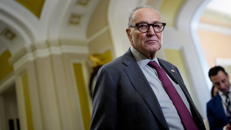 Military Payroll Crisis Looms as Senate Democrats Block Government Reopening