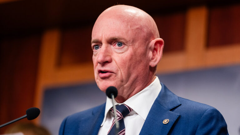 Hegseth Condemns Senator Kelly’s Sedition Comments