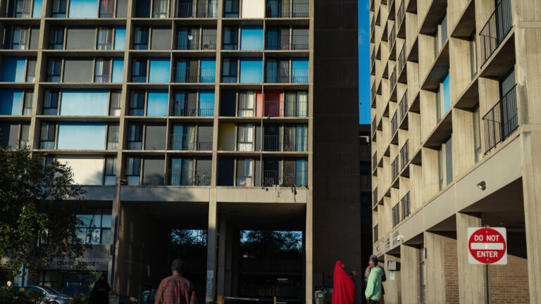 ICE Enforcement Targets Somalis in Minnesota Amid Widespread Deportation Orders