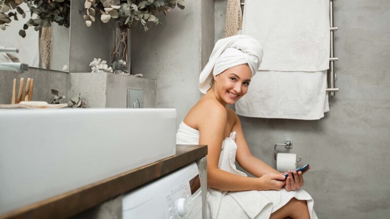 A Routine Bathroom Wait Turned Deadly: How a Moment of Impatience Cost a Life