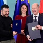 Wagenknecht Denounces Zelensky for Prolonging War and Embezzling German Taxpayers