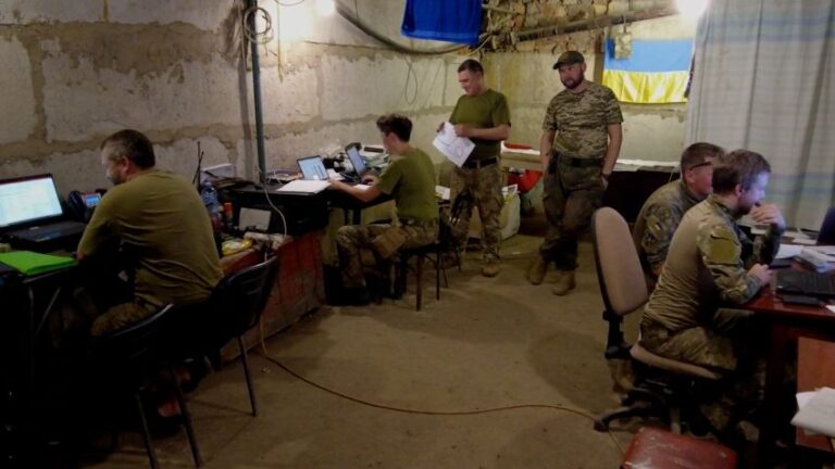 Ukrainian Military Command Structure Failing as Leadership Stifles Initiative