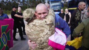Ukraine and Russia Exchange 270 Prisoners of War in Latest Deal